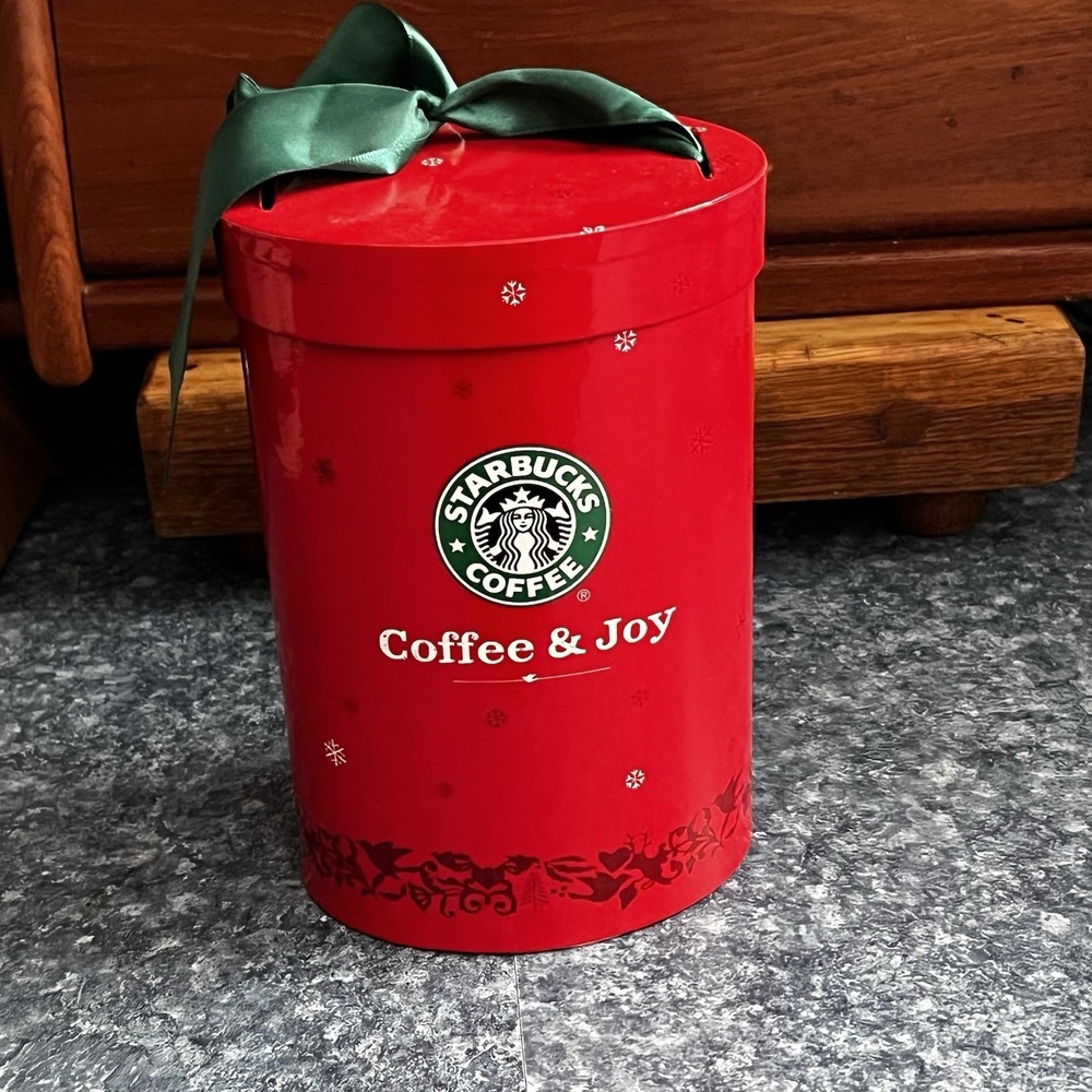 VINTAGE Red STARBUCKS CARDBOARD Oval GIFT BOXES (9 Inches X 5 Inches)